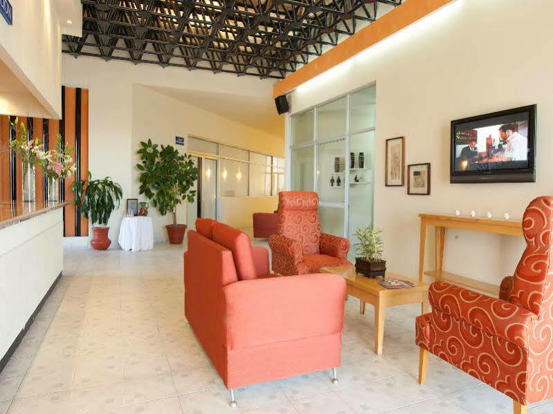 Mision Express Aguascalientes Zona Norte Exterior photo